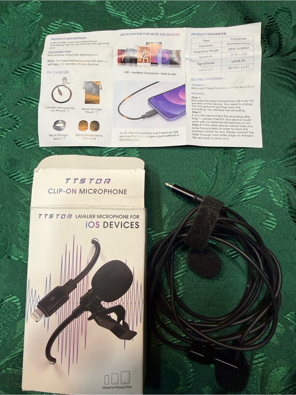 Black Clip-On Lavalier Microphone for iOS Devices iPhone and IPad